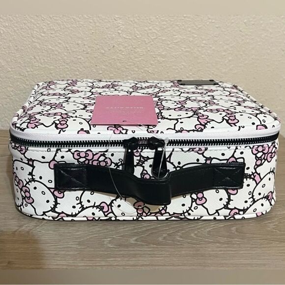 XMAS SALE Hello Kitty Impressions Vanity Hard Case - Picture 3 of 10